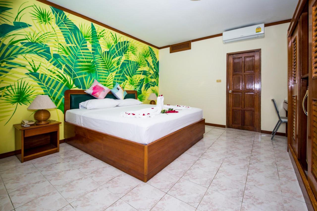 Panda Hotel Patong Exterior foto