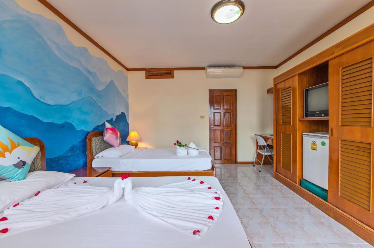 Panda Hotel Patong Exterior foto